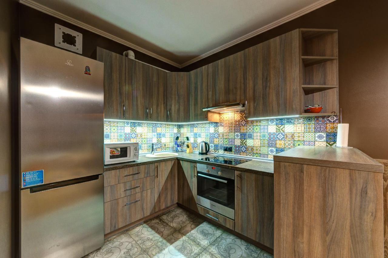 Apartments Near Ukraina Shopping Mall Kiev Esterno foto